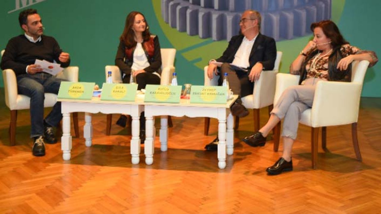 Arda Türkmen kadın makinacılarla işin mutfağında buluştu 