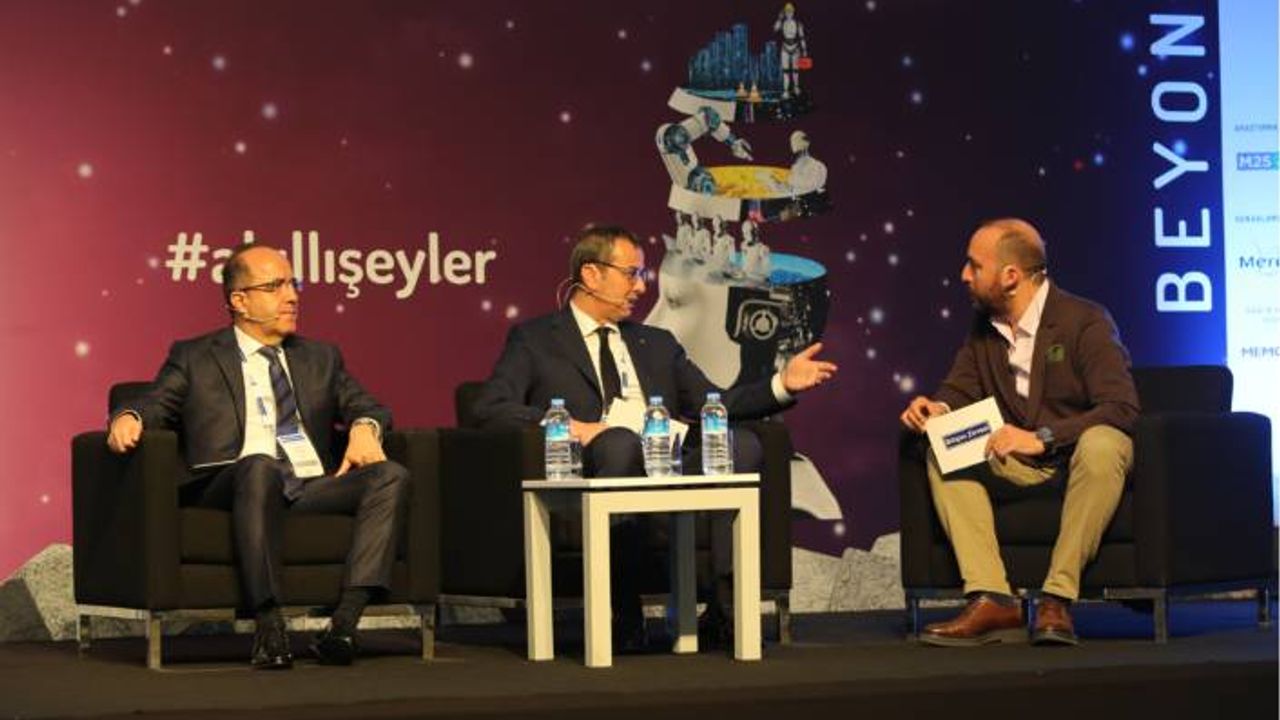 Bilişim Zirvesi'nde gelecek yıl 'veri konuşacak'