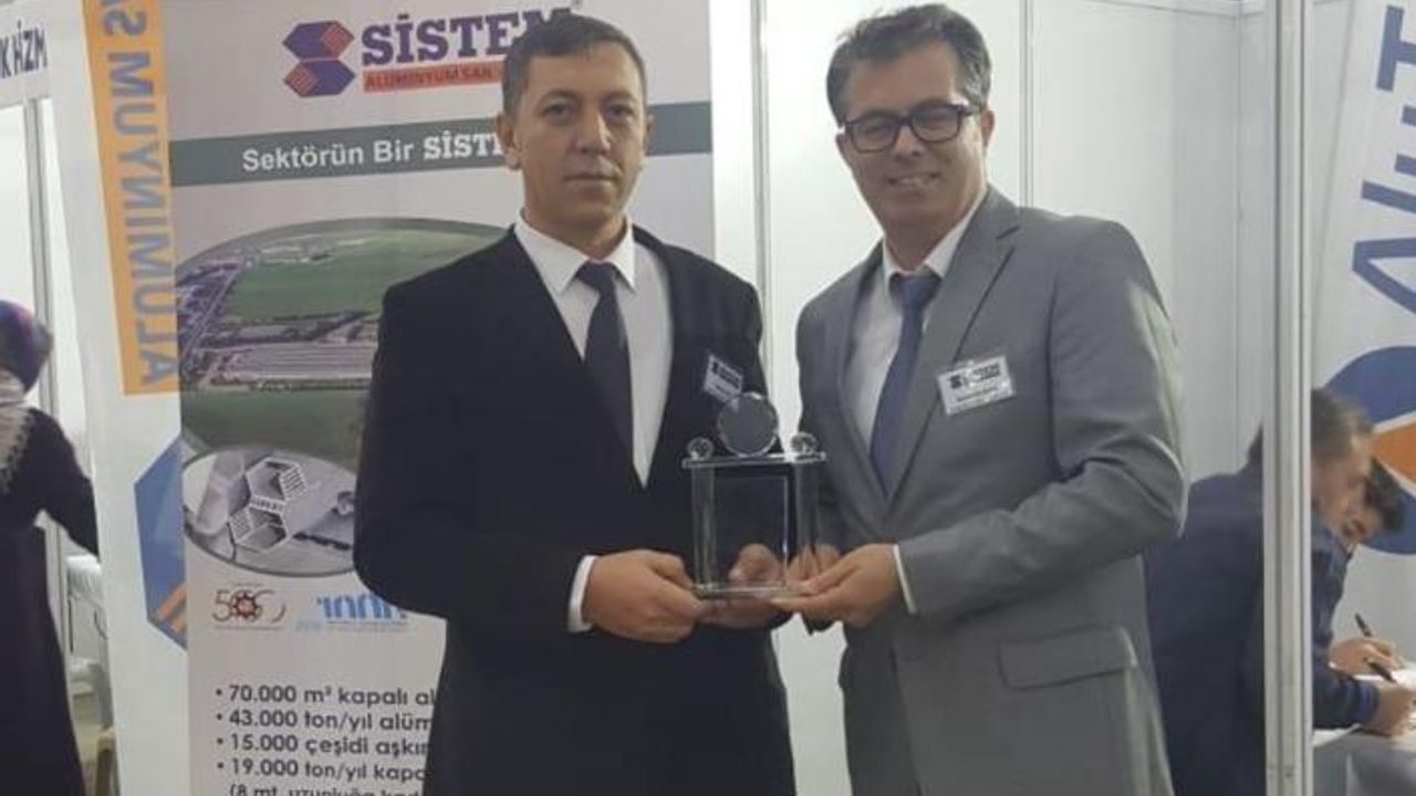 Engellilere attığı dost adımla ödüle layık görüldü