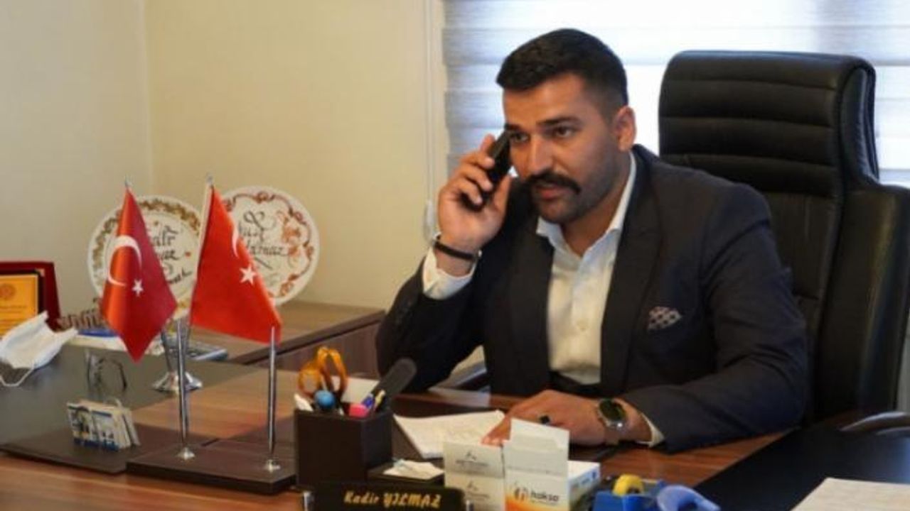GERİ DÖNÜŞÜMLE ÇEVREYE KATKI SAĞLIYOR