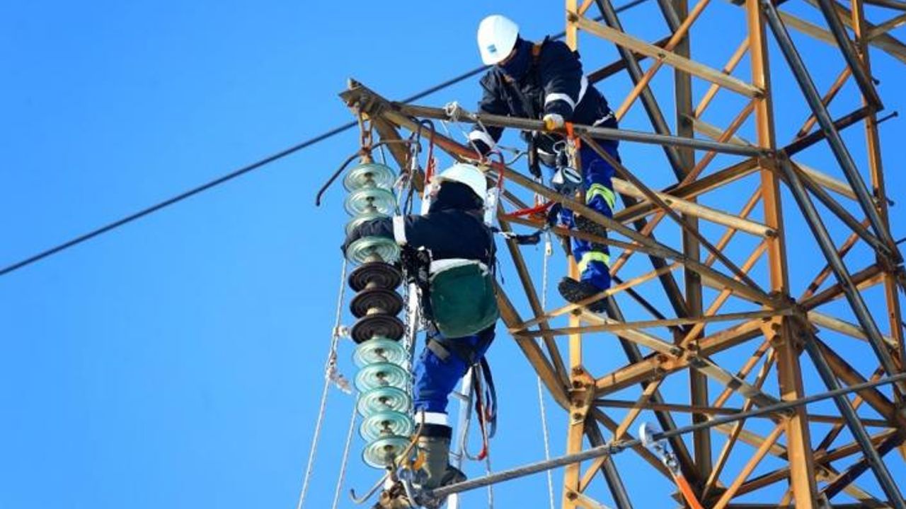 ENERJİ TİMLERİ KESİNTİSİZ ENERJİ İÇİN ÇALIŞIYOR