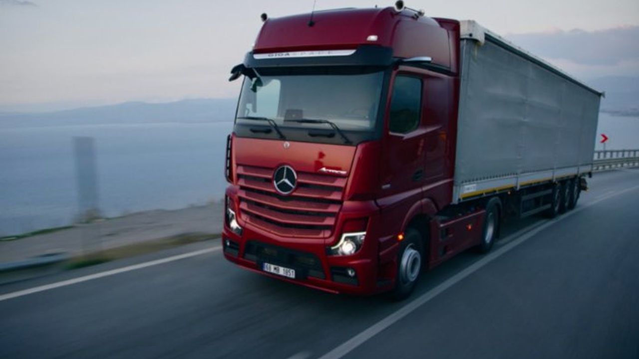 MERCEDES, DOĞRU ARAÇ YATIRIMININ TÜYOLARINI ANLATIYOR