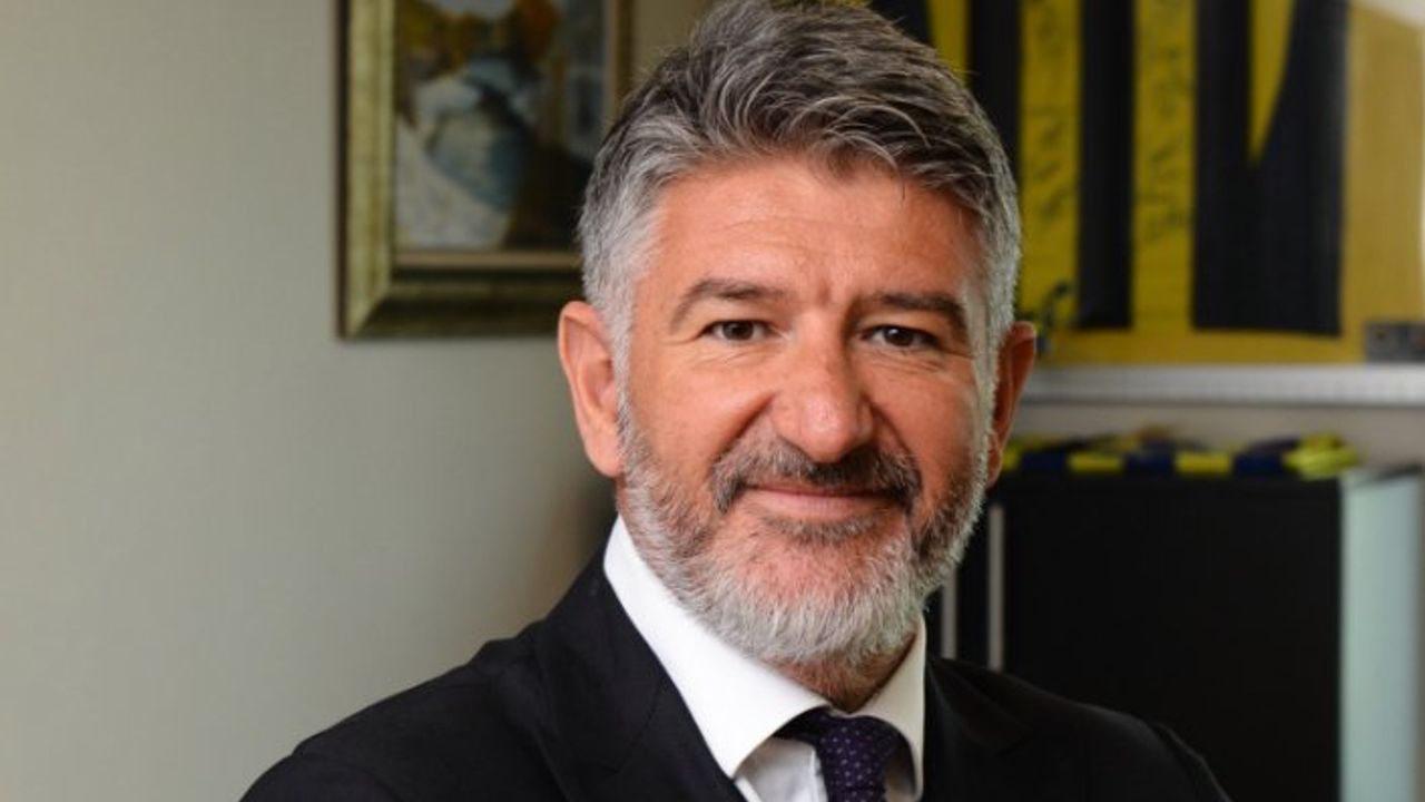 "GELECEĞİN MESLEKLERİNİ DİJİTAL DÖNÜŞÜM BELİRLİYOR"