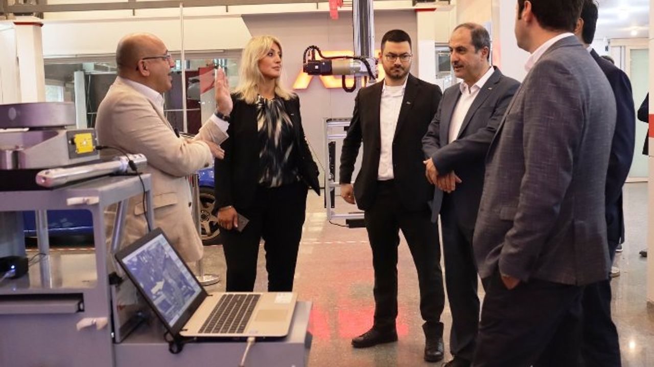 DÜNYA ÜLKELERİ RS OTOMOTİV GRUBU'NU ZİYARET ETTİ 