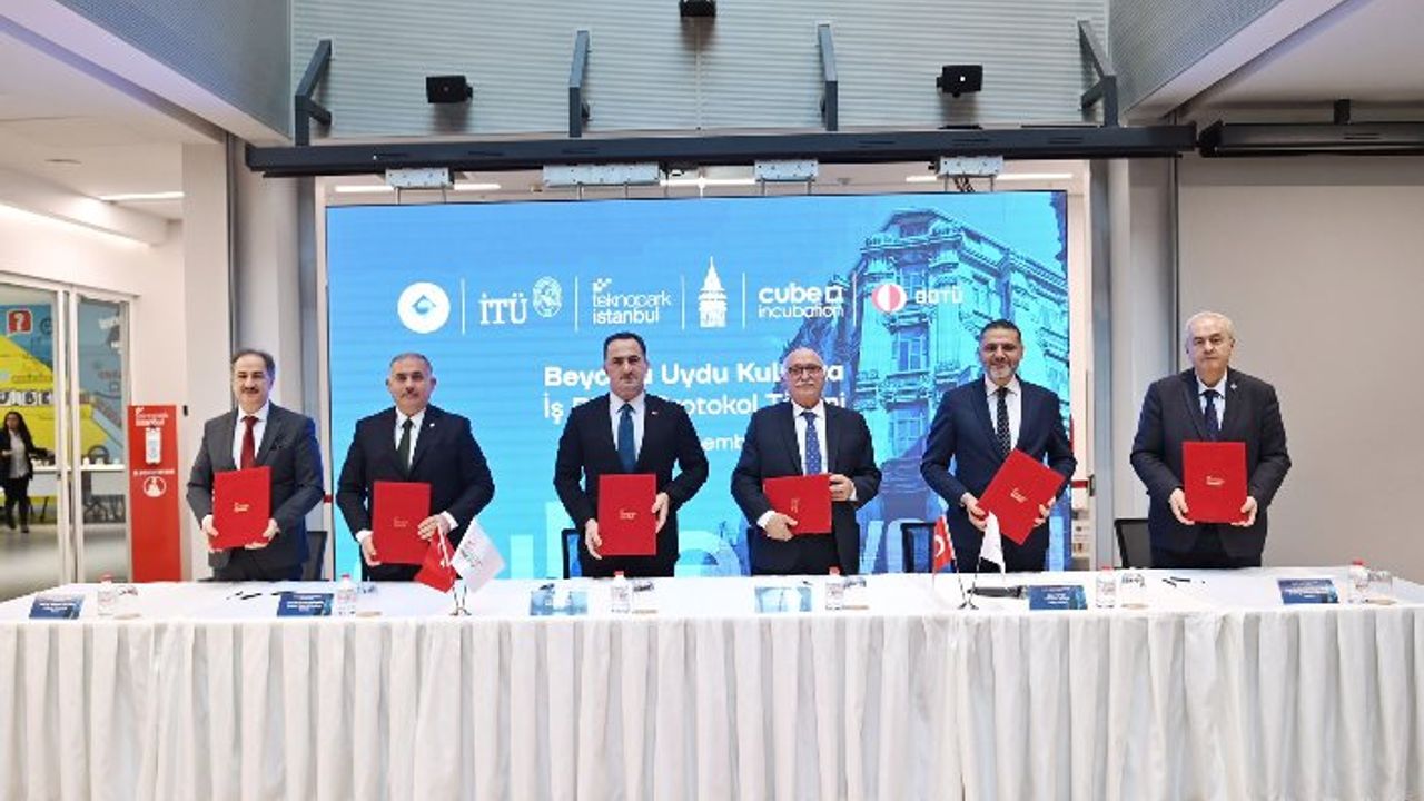 TEKNOPARK İSTANBUL’DAN UYDU KULUÇKA MERKEZİ