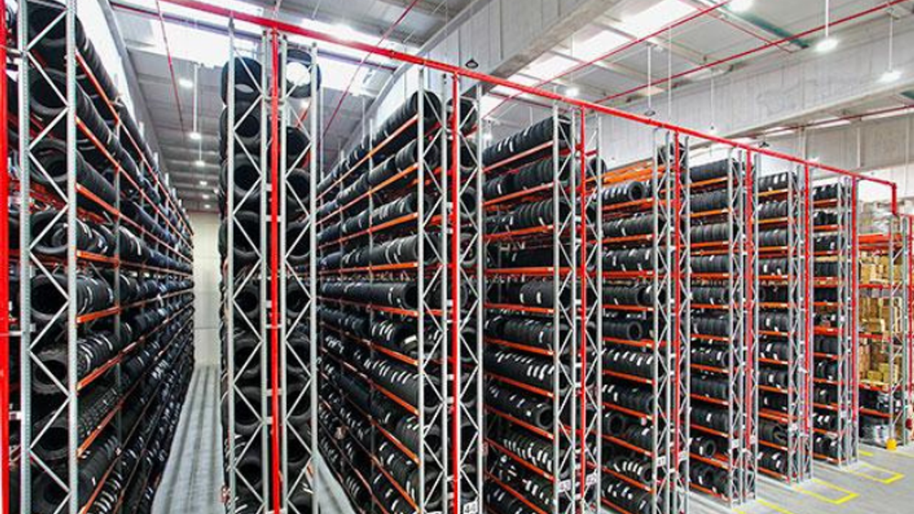 AR RACKING'DEN 10.000 LASTİK İÇİN DEPOLAMA ÇÖZÜMÜ
