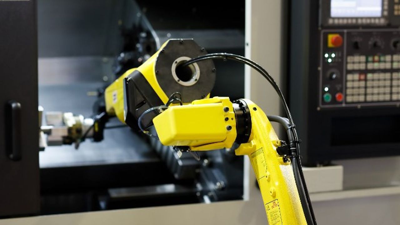 ROBOTLU TEZGAH BESLEME İLE VERİM ARTIYOR