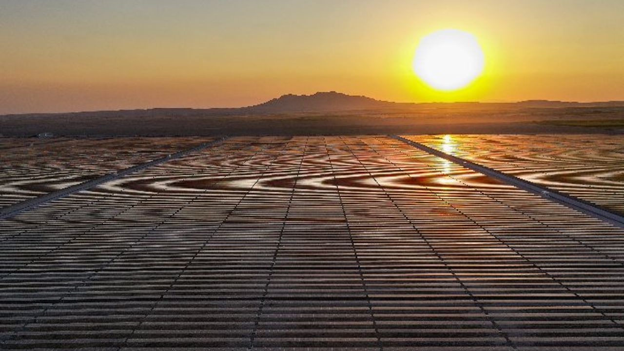 KARAPINAR GES'İN RESMİ AÇILIŞI YAPILIYOR