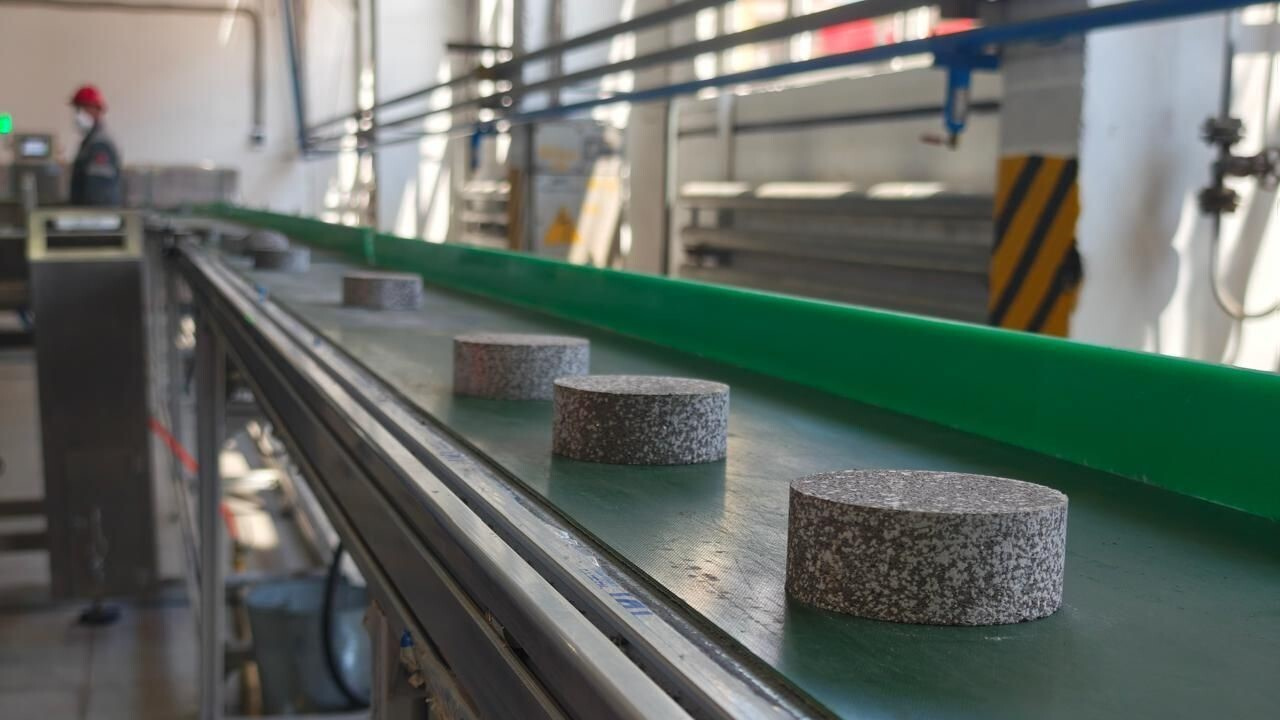 RUSAL, Alüminyum Üretiminde Kullanılan Alaşım Tabletleri İçin İthal İkamesi Projesini Başlattı