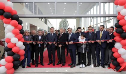TÜRKTRAKTÖR'ÜN 3S PLAZALARININ SON HALKASI CEYHAN'DA AÇILDI