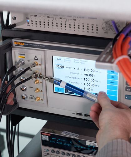 Netes'ten Fluke Calibration 9500C Yüksek Performanslı Osiloskop Kalibratörü