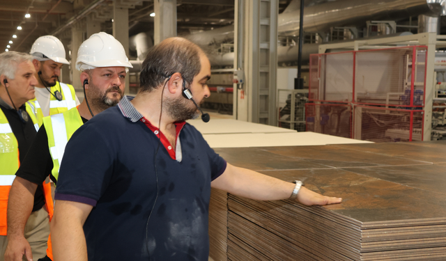 Dünyanın En Büyük Seramikleri Üretim Alanında Profesyonellere Tanıtılıyor