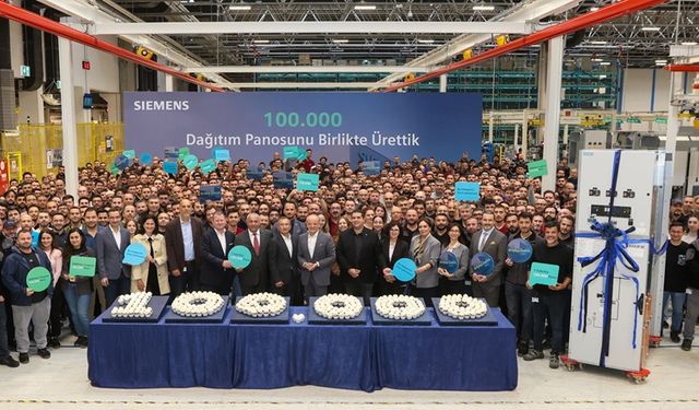 Gebze Fabrikası'nda 100.000’inci Orta Gerilim Panosu Üretildi