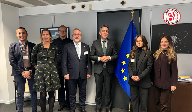 UND, Schengen Yetkilileriyle Brüksel’de Masaya Oturdu