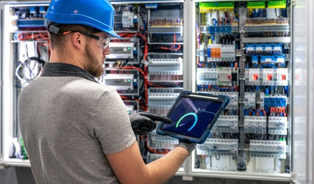 PID ve Dengeleyici Döngü ile AVR Optimizasyonu