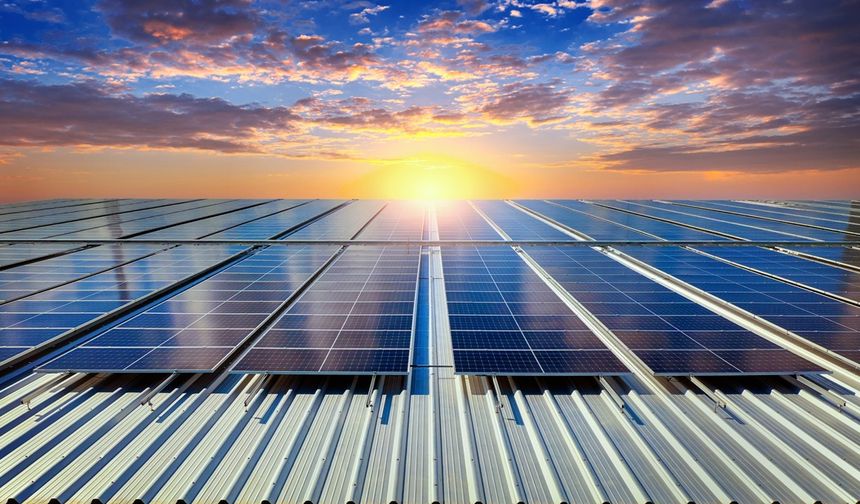GÜNEŞ ENERJİSİ PAZARINDA YENİ REKORLAR