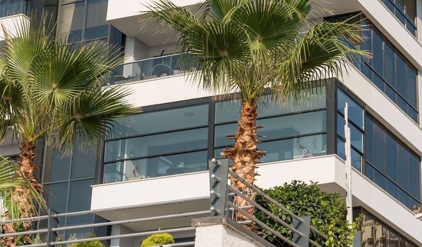 Balkonunuza Değer Katacak Cam Balkon Modelleri