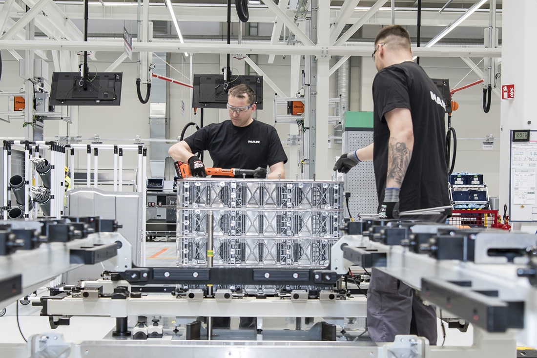1747205248 F Eot Man Battery Production Nuremberg